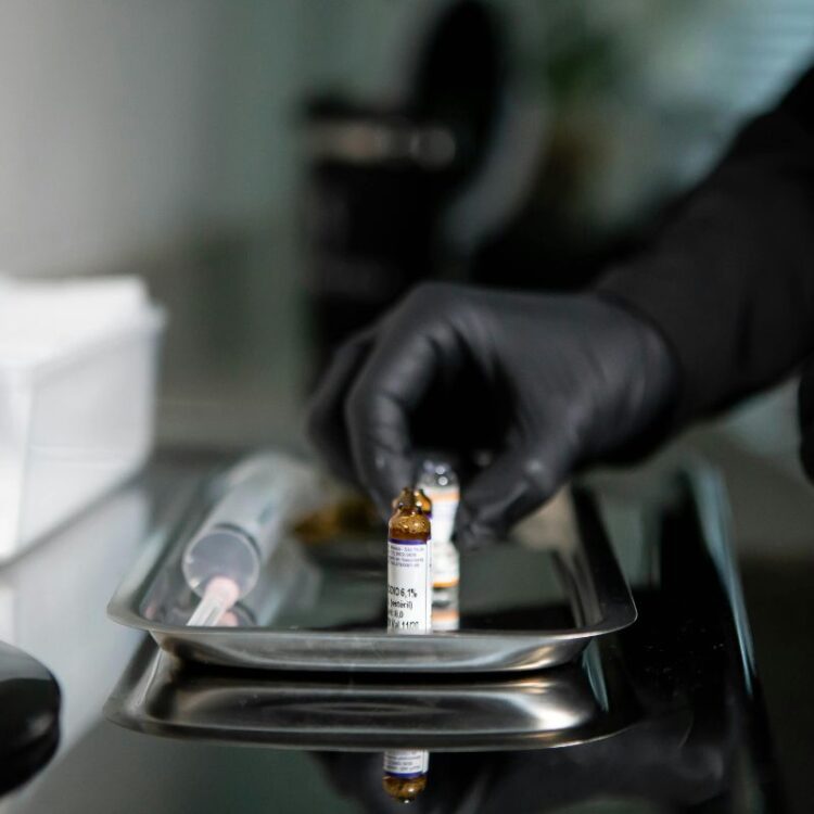 What Are Polynucleotides? A Science-Led Deep Dive Into Skin Regeneration