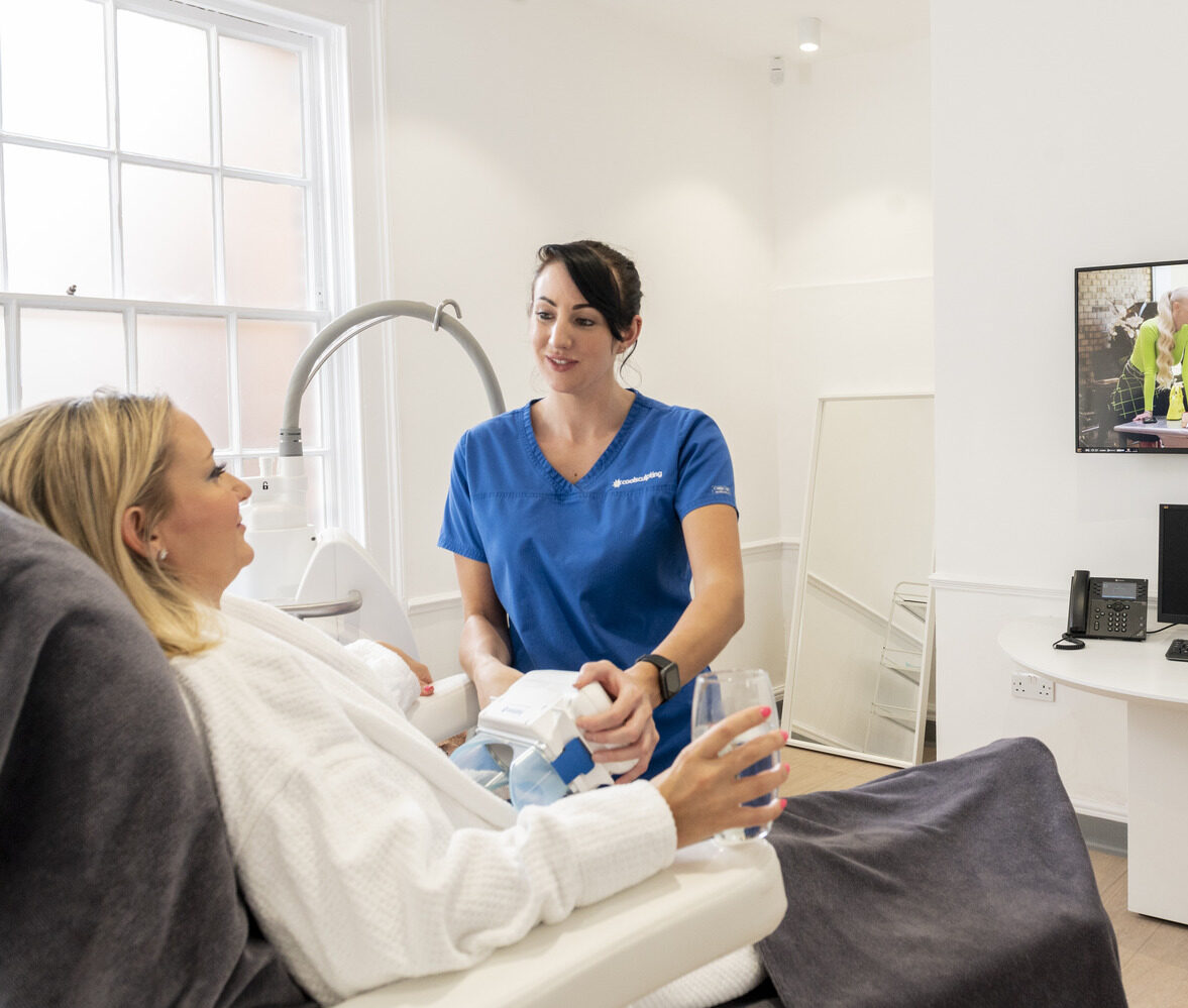 CoolSculpting abdomen patient treatment with Ashleigh